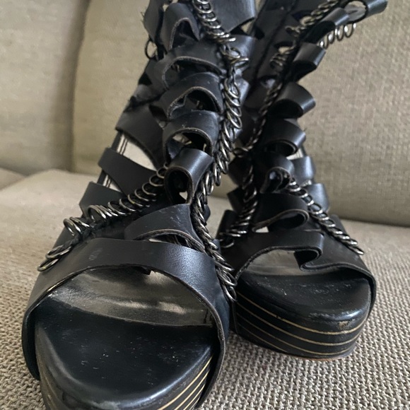 Bebe Stillettos - Picture 3 of 6